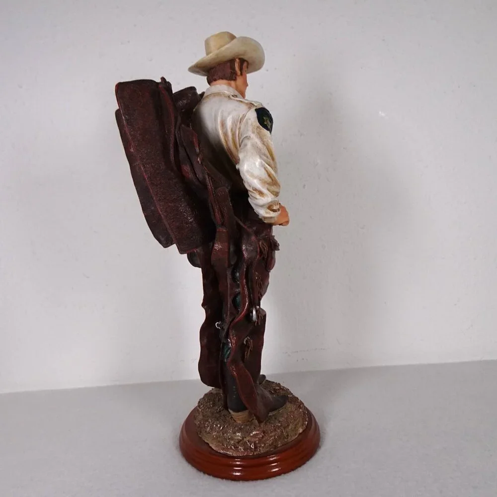 Vanmark cowboy holding